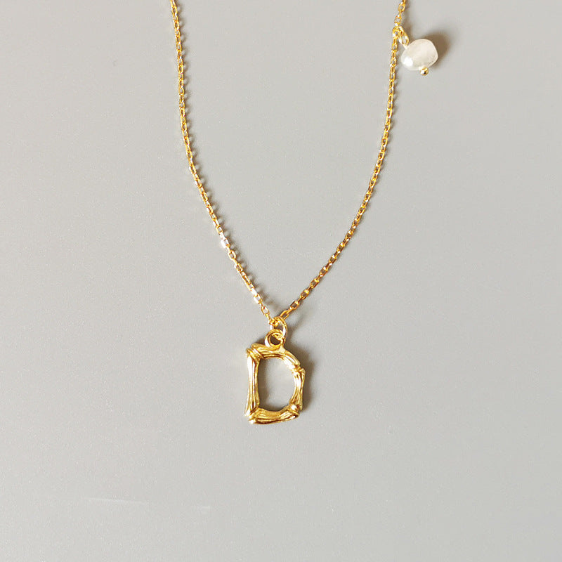THE LETTER PENDANT NECKLACE