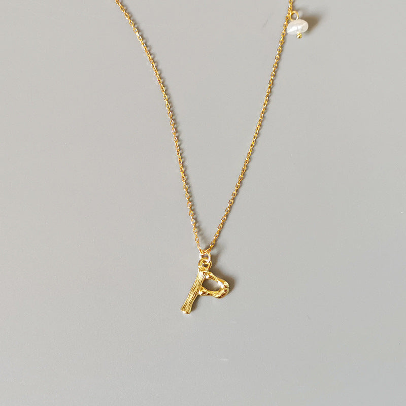 THE LETTER PENDANT NECKLACE