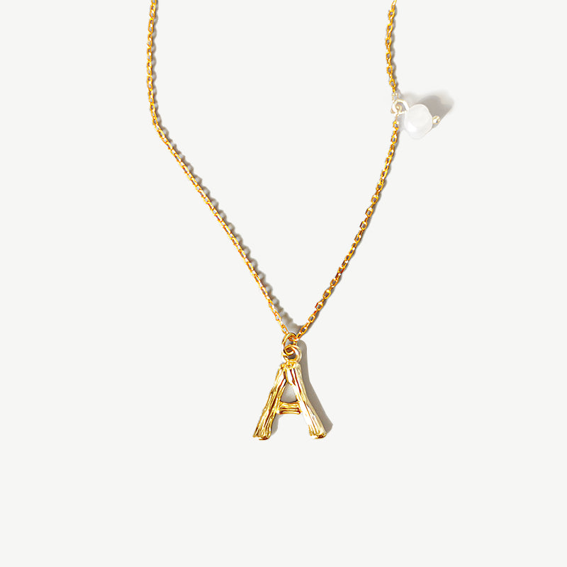 THE LETTER PENDANT NECKLACE