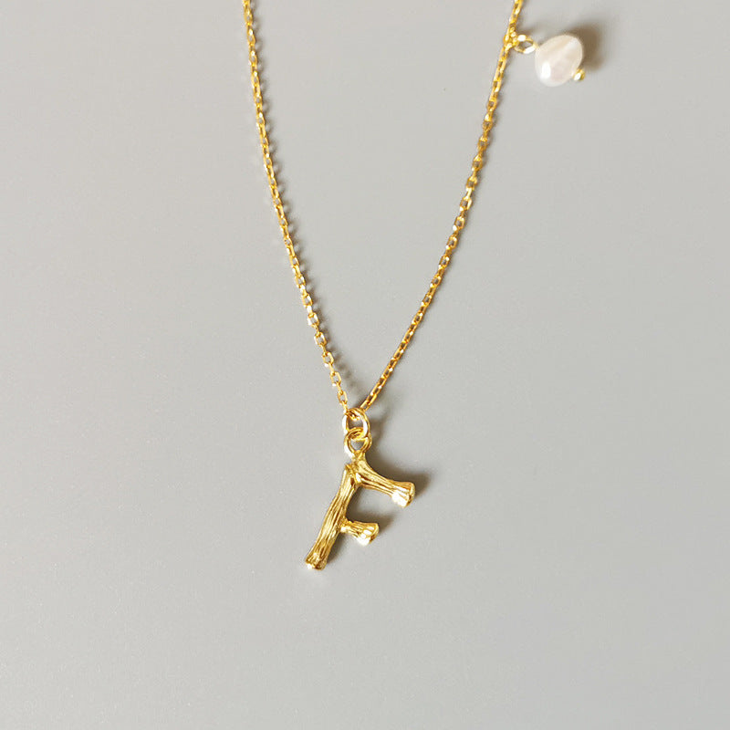 THE LETTER PENDANT NECKLACE
