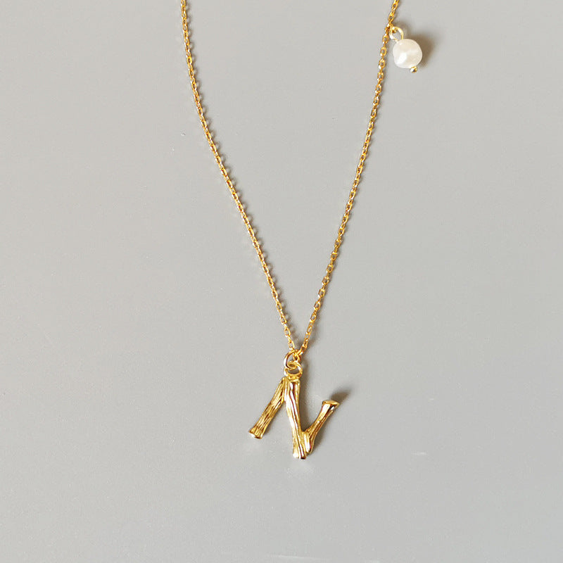 THE LETTER PENDANT NECKLACE