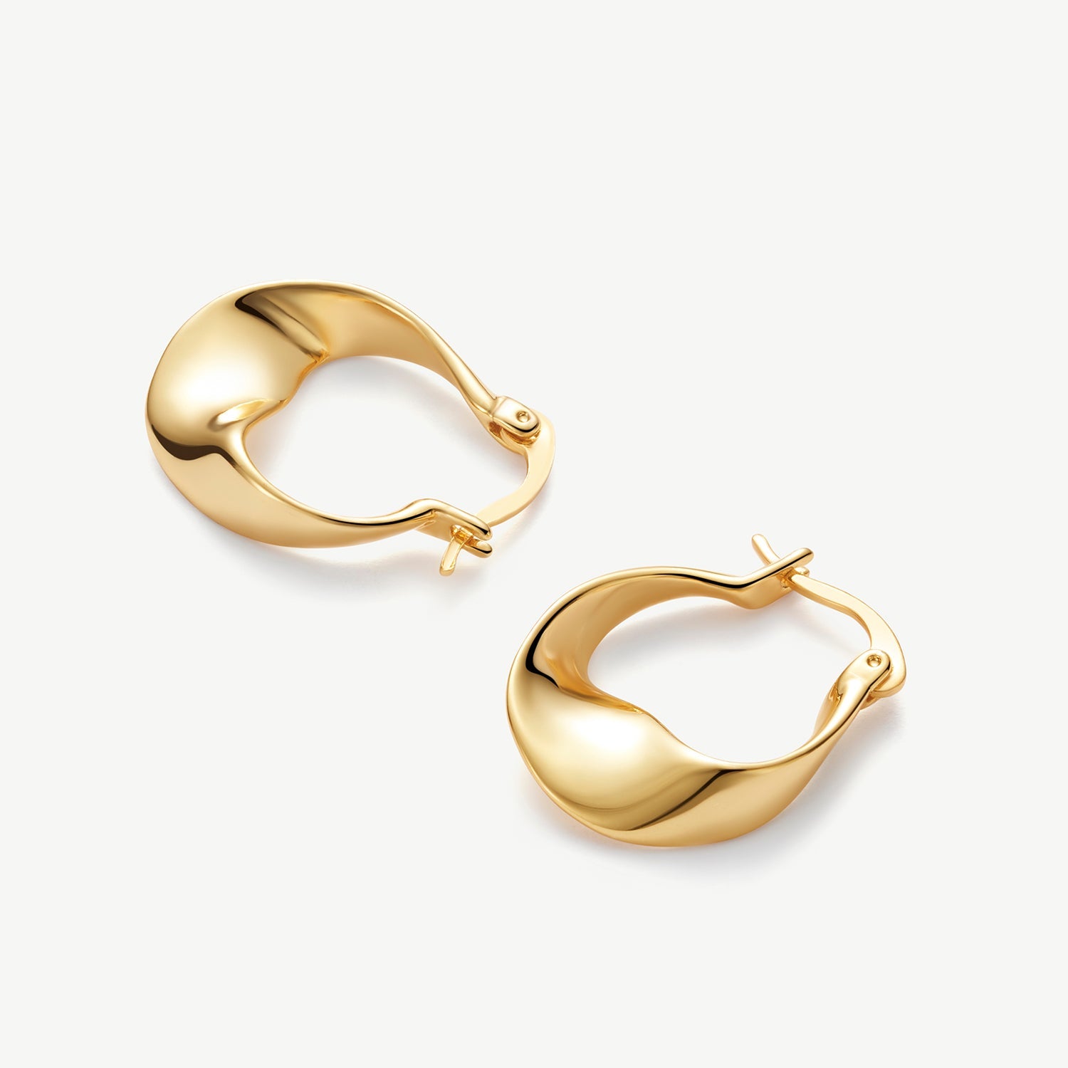 THE EARRING SELINA