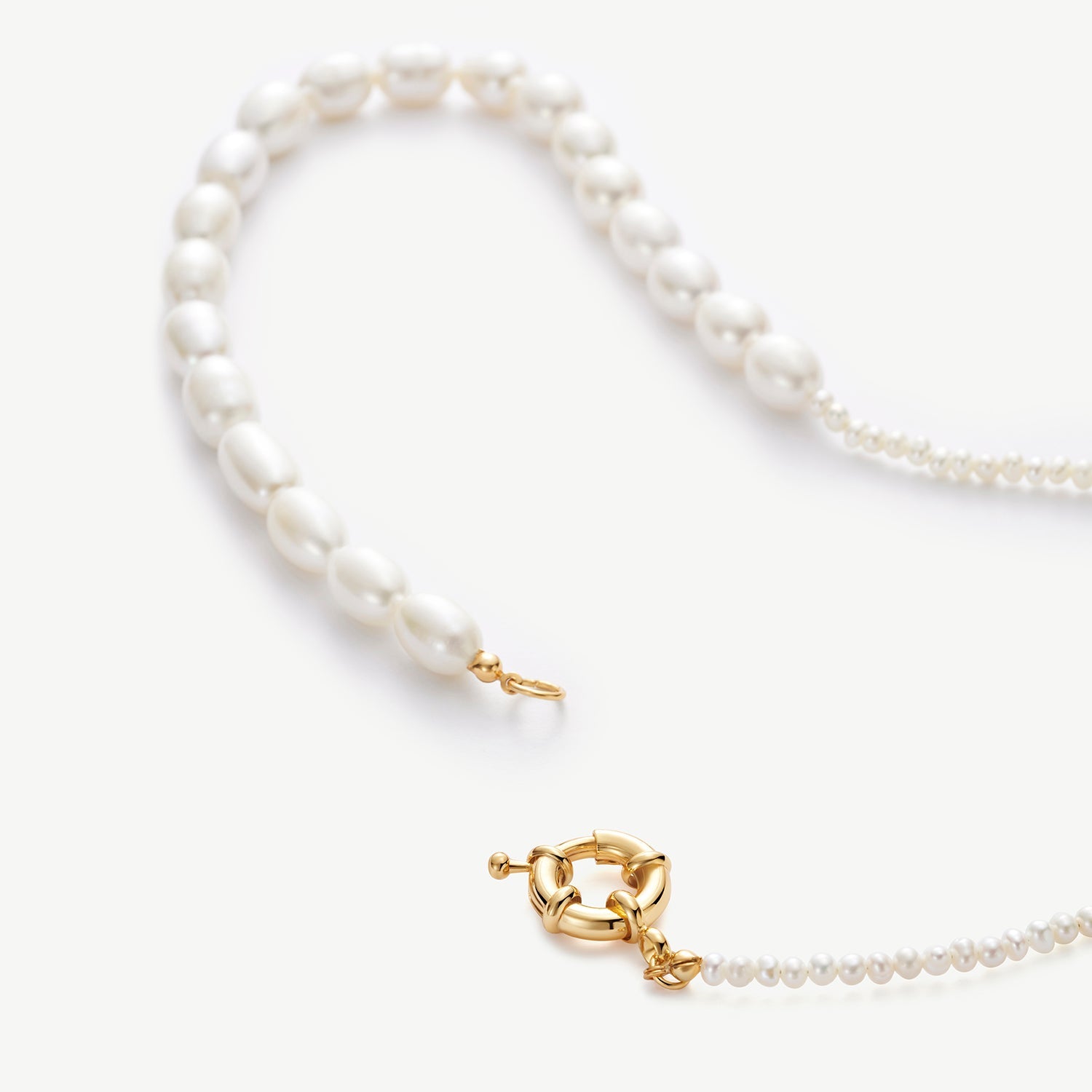 THE PEARL NECKLACE CAMIO